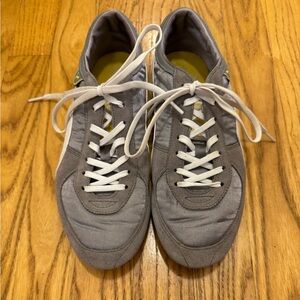 Puma Gray Sneakers, Classic Low-Top Design, Y2K, Sz 8.5
